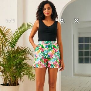 NWT ModCloth Vintage Voyager Women’s Shorts in Dinoflage Print